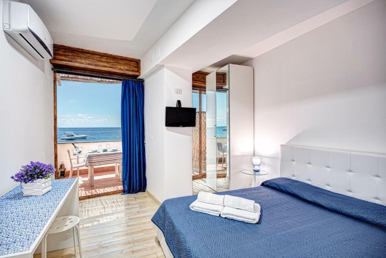 Belmare Residence On The Beach ネラノ エクステリア 写真